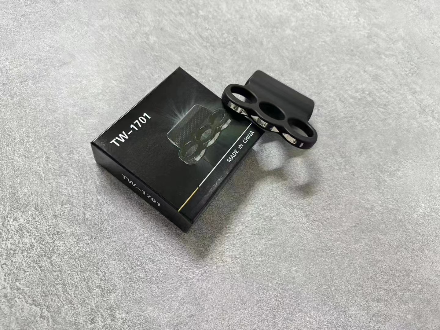 Self Defense 1701 Three-finger Fist Stun Gun