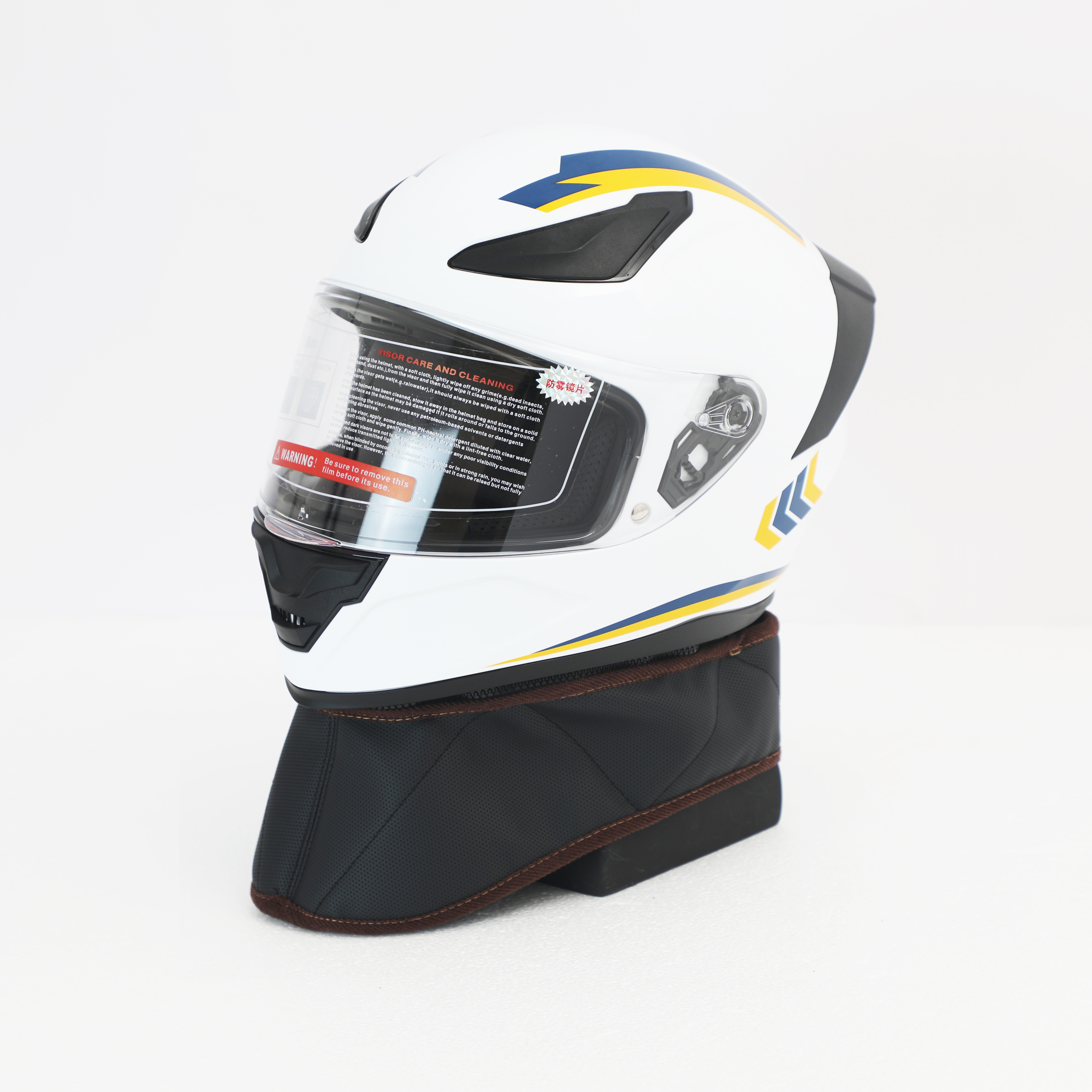 Casque complet avec des gardes de cou