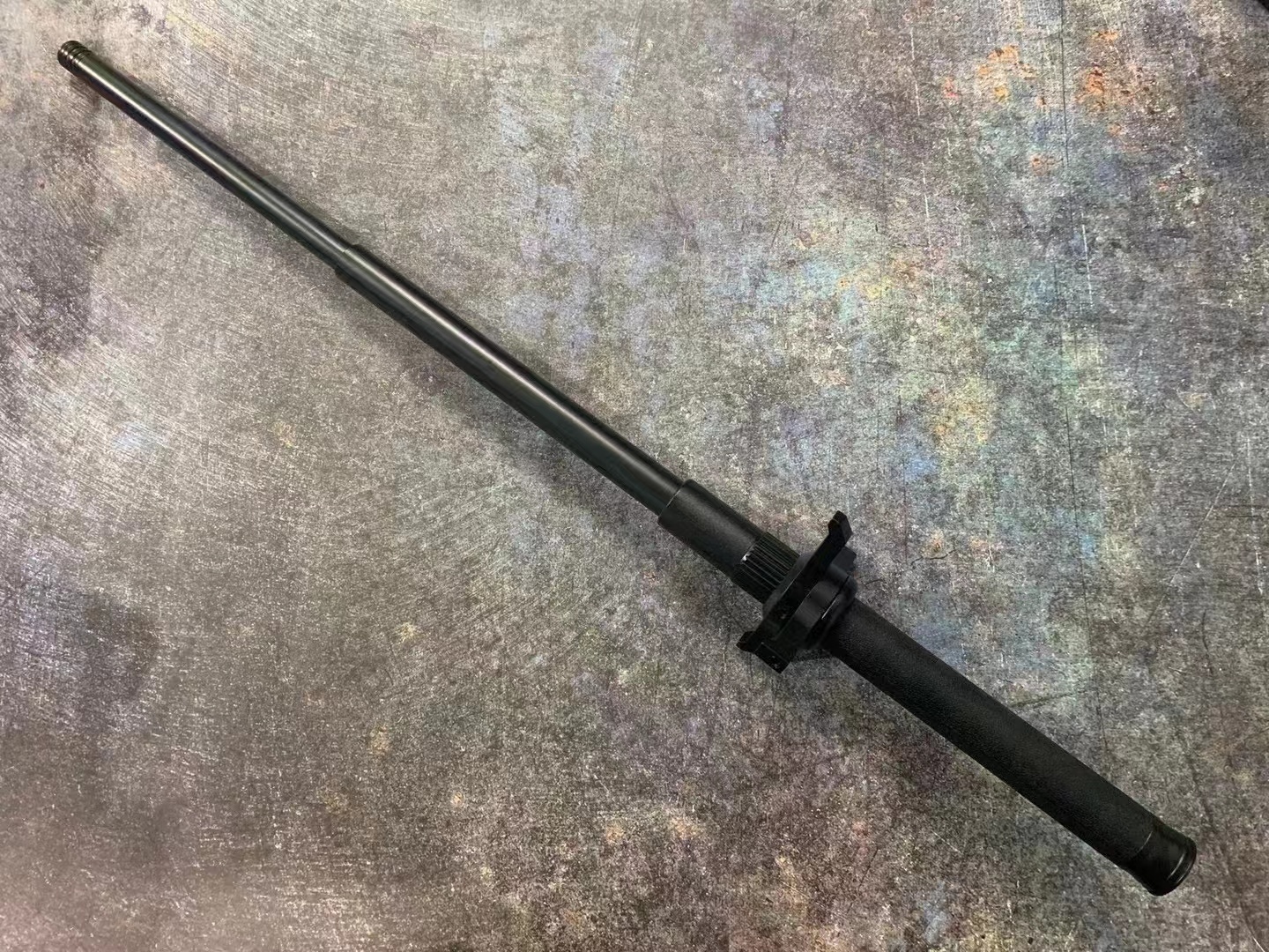 Prevent Slashing And Self-defense Weapon Knife-blocking Expandable Baton 