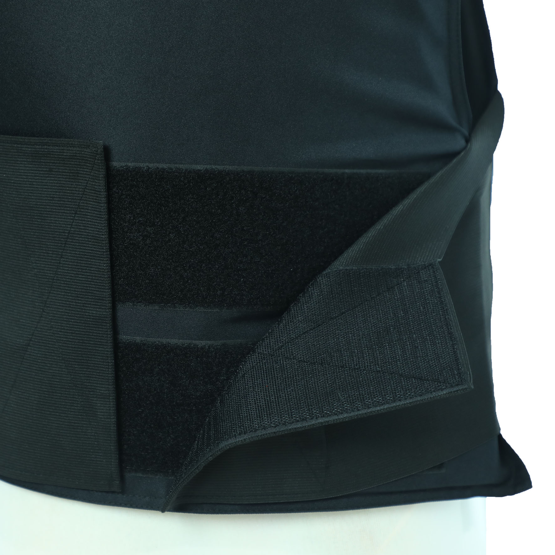 Superior Multi-Hit Ballistic Vest for Tactical Teams in Critical Combat Zones 