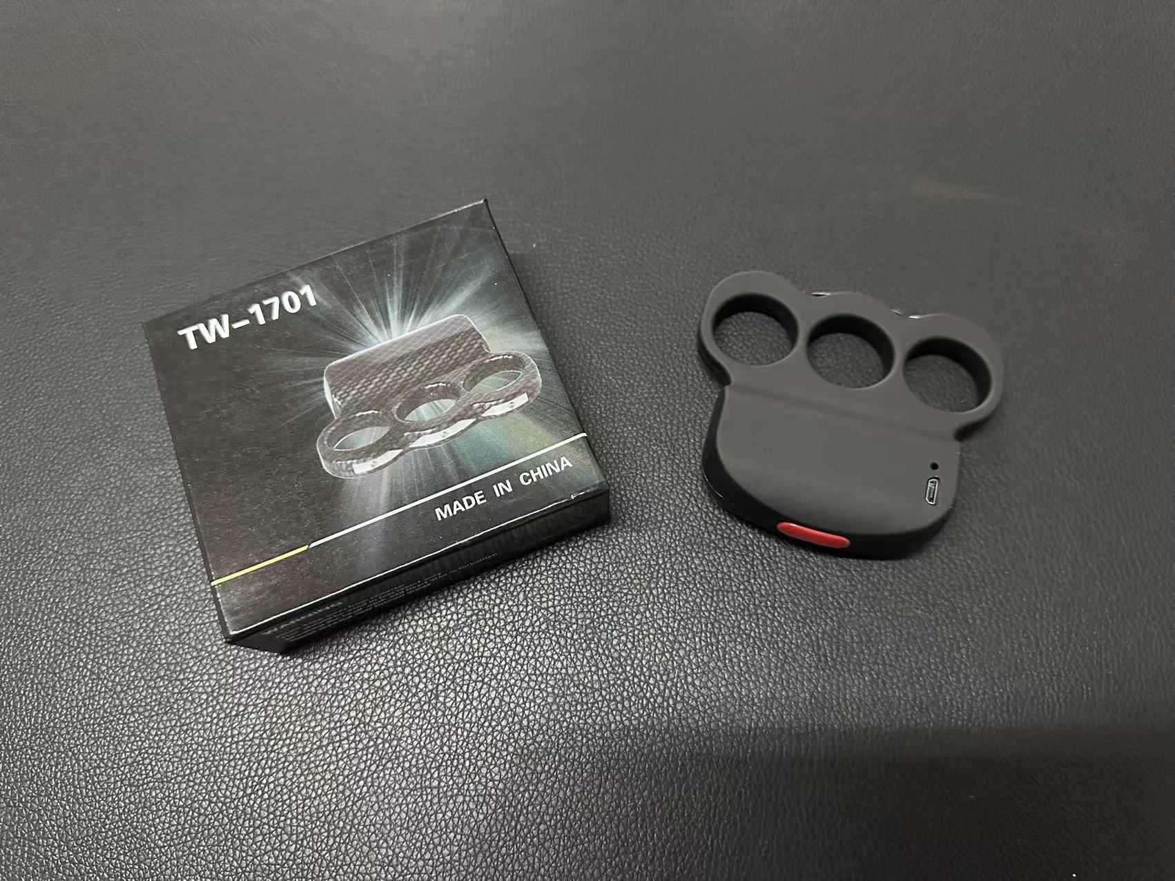 Self Defense 1701 Three-finger Fist Stun Gun