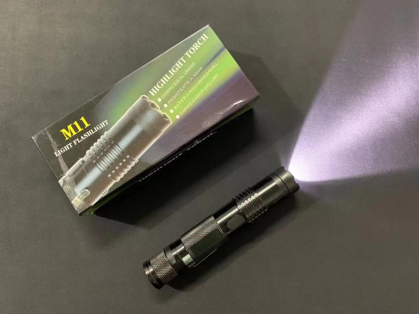 M11 Black self-defense rechargeable stun gun na may LED light